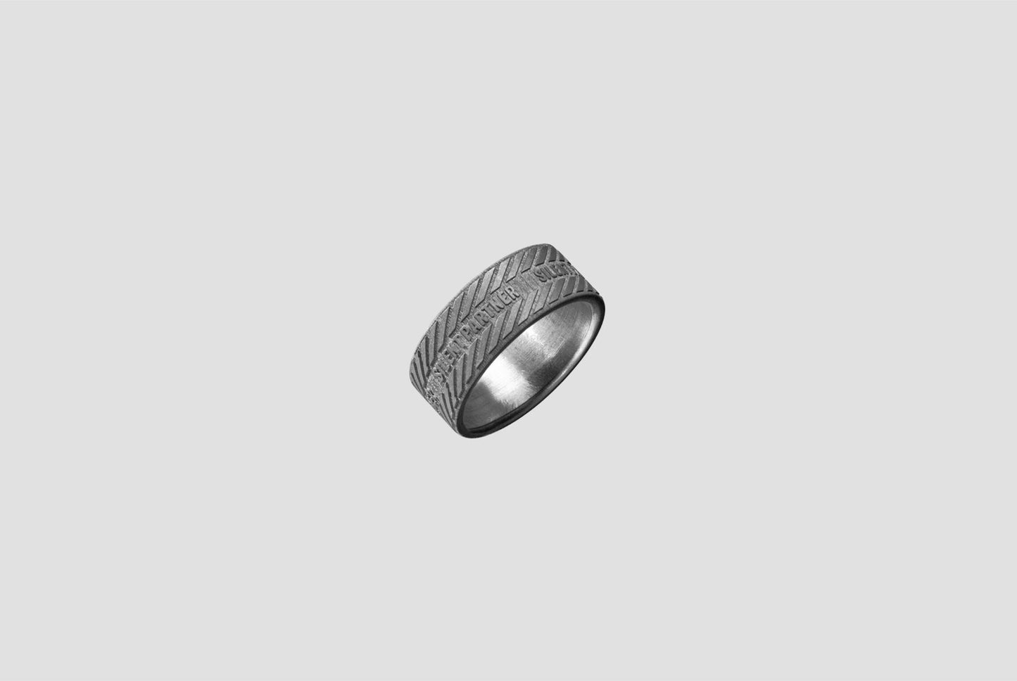 AXEL RING